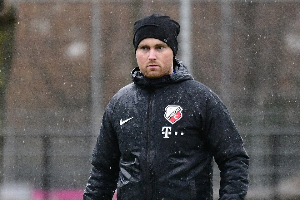 20211127 FCUO10 EMMO10 006