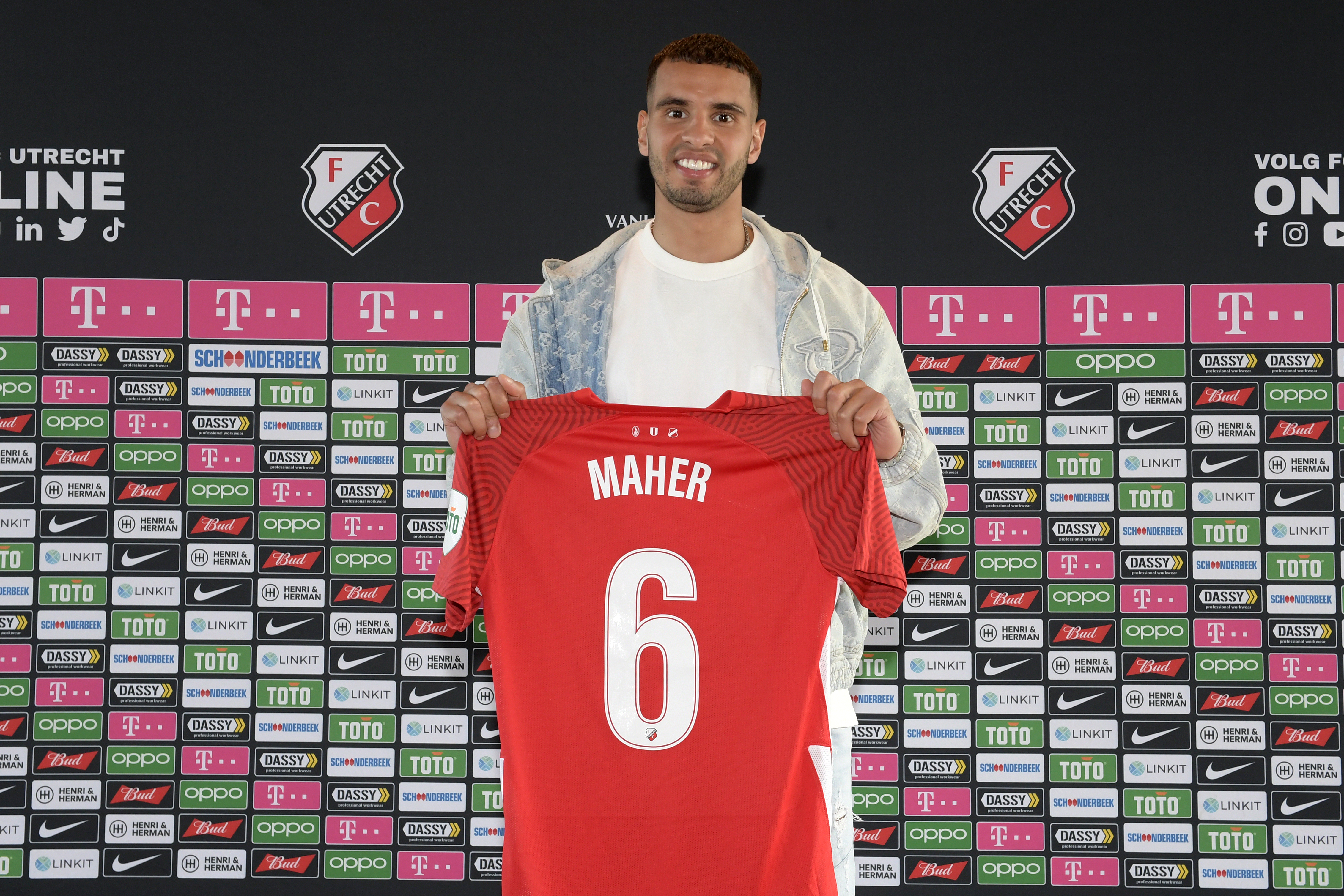 Adam Shirt Achterzijde 1