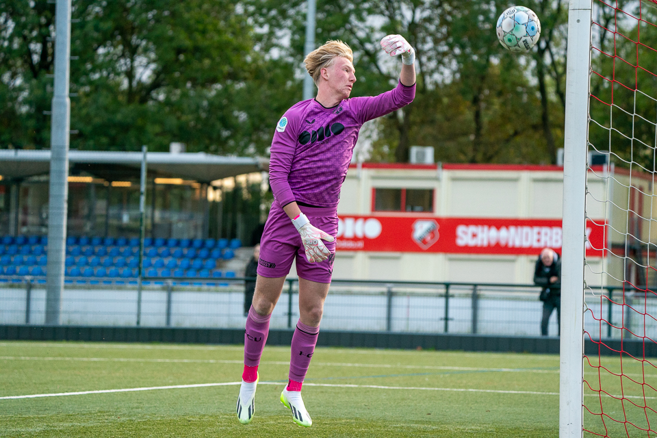 F.C. Utrecht O17 Alphense Boys O17 CMS 22