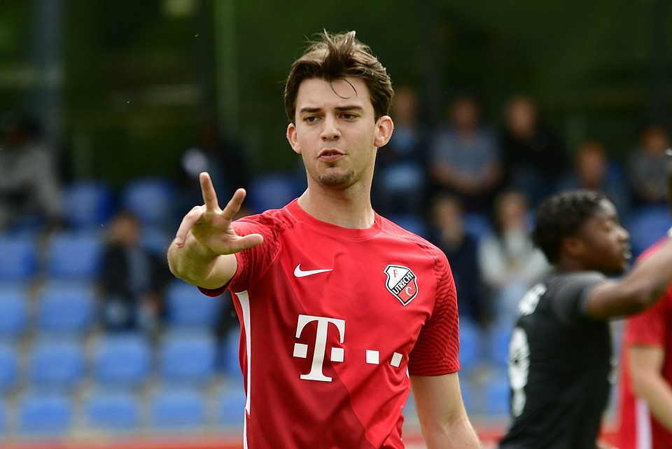 20220521 FCUO17 AZO17 004