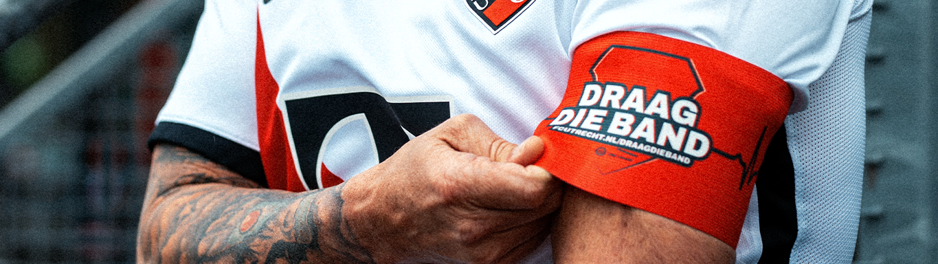 Draag die Band, voor jezelf, club en omgeving!