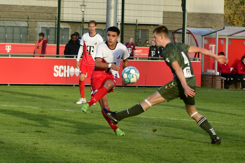 20221126 FCUO18 EMMO18 038