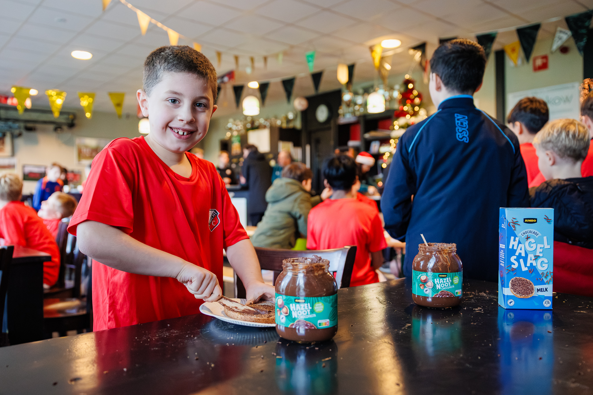 007 251222 125645 Fcuexit4kids 20251222 12 56 45 2048Px