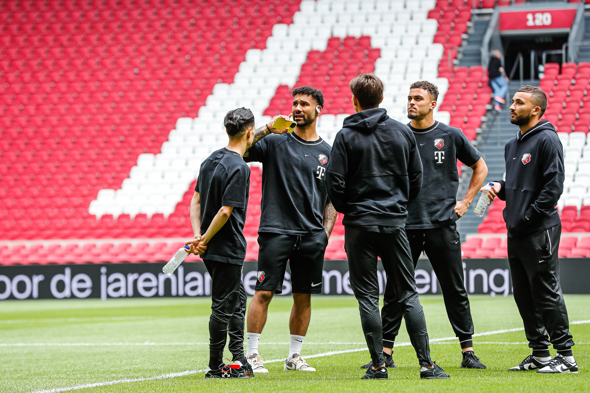 Pre Ajautr Aankomst02