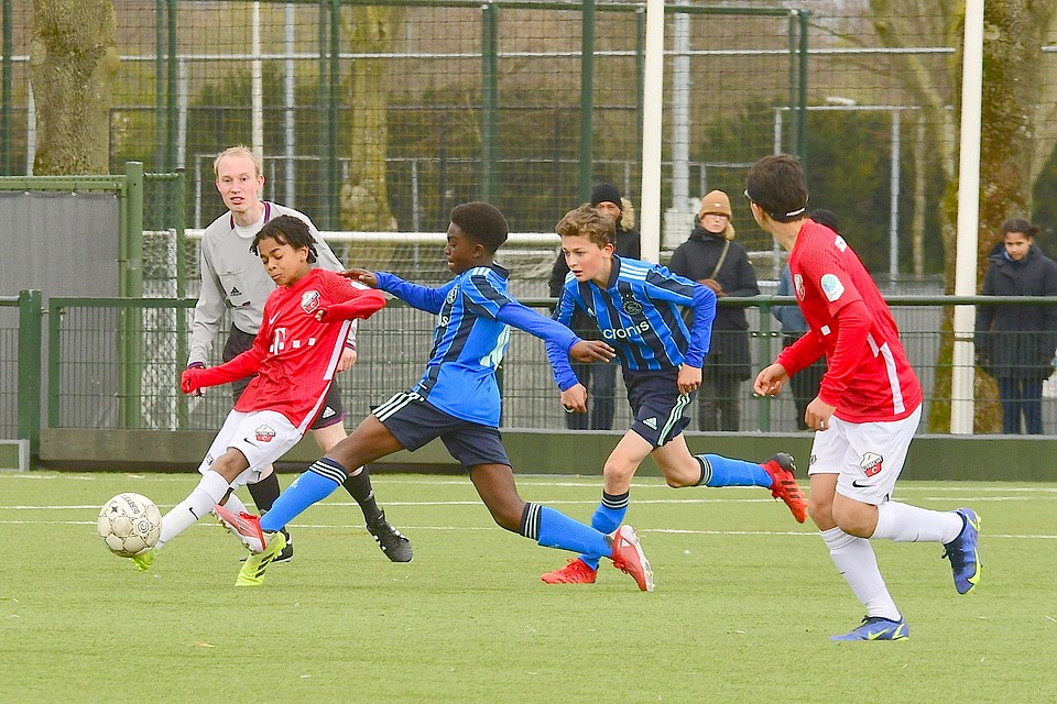 20220402 FCUO14 AJAXO14 010