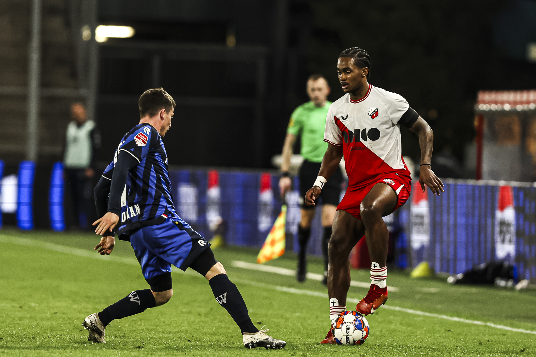 Jong FC Utrecht kruist degens met FC Den Bosch