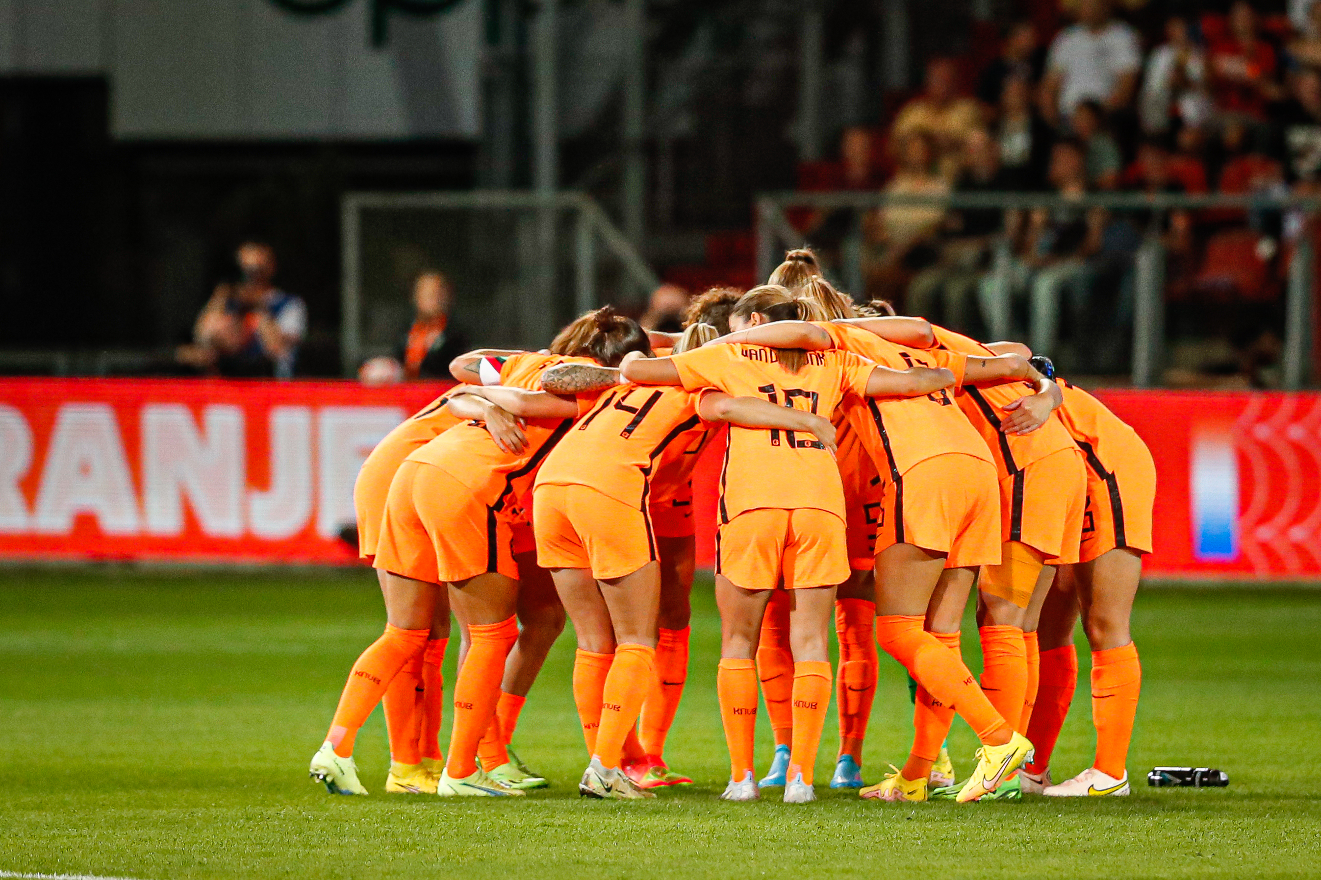 OranjeLeeuwinnen opnieuw naar Stadion Galgenwaard 