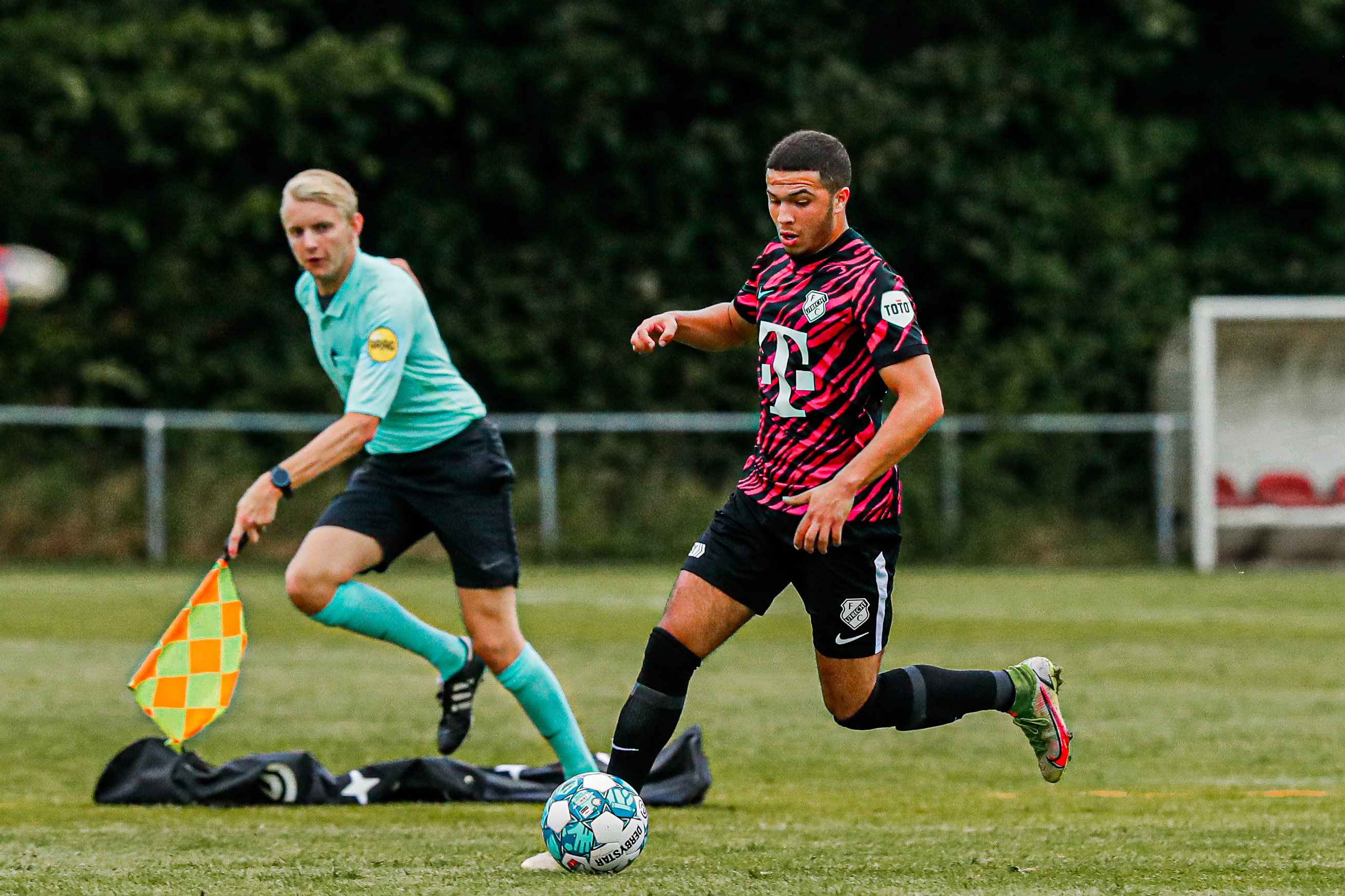 Rayan El Azrak verlaat FC Utrecht