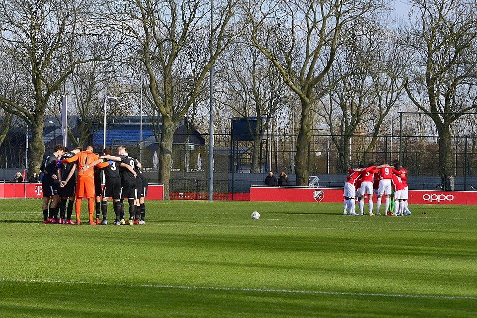 20220226 FCUO18 AZO18 001