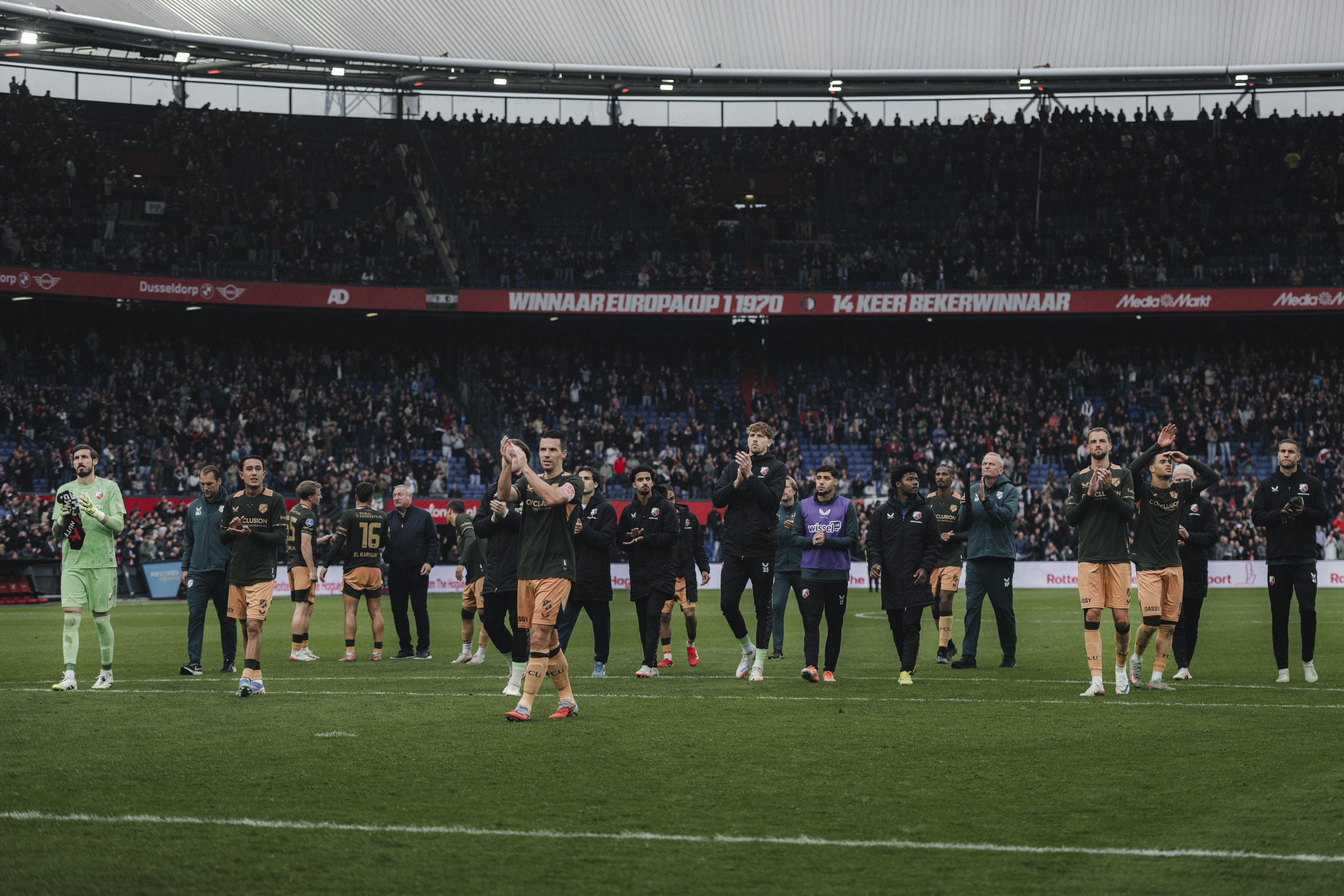 Veerkrachtig FC Utrecht alsnog onderuit in De Kuip