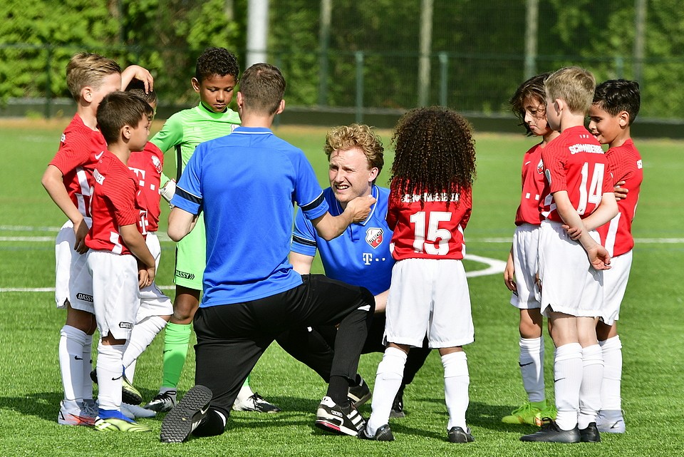 20220514 FCUO9 ZWUO10 001