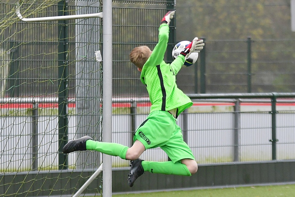 20211204 FCUO12 VOLO12 020