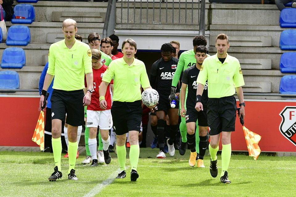 20220521 FCUO17 AZO17 001