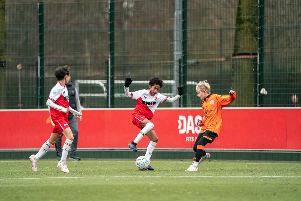 F.C. Utrecht O13 2 De Meern O13 1 CMS 9