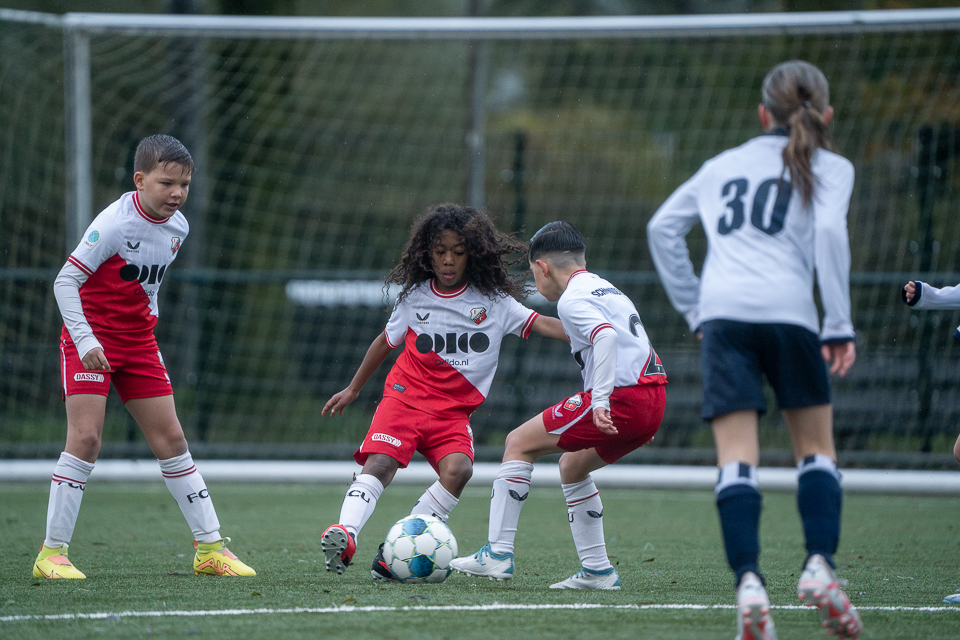 2023 11 11 F.C. Utrecht O11 Koninklijke HFC O11 2 CMS 15