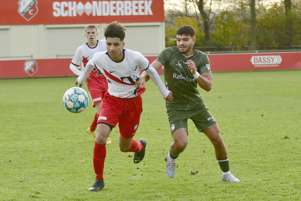 20221126 FCUO18 EMMO18 068