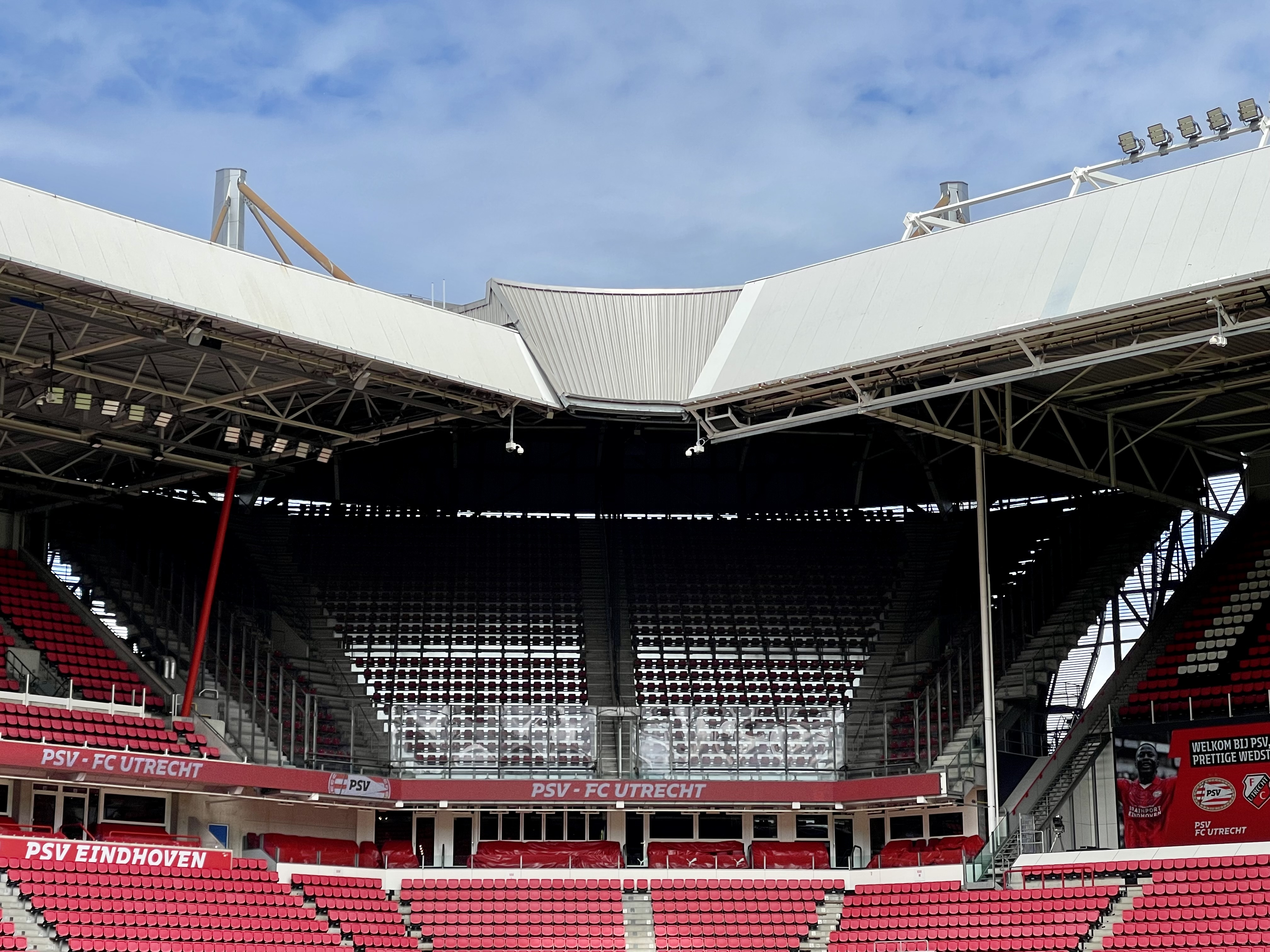 Psvutr Stadion04