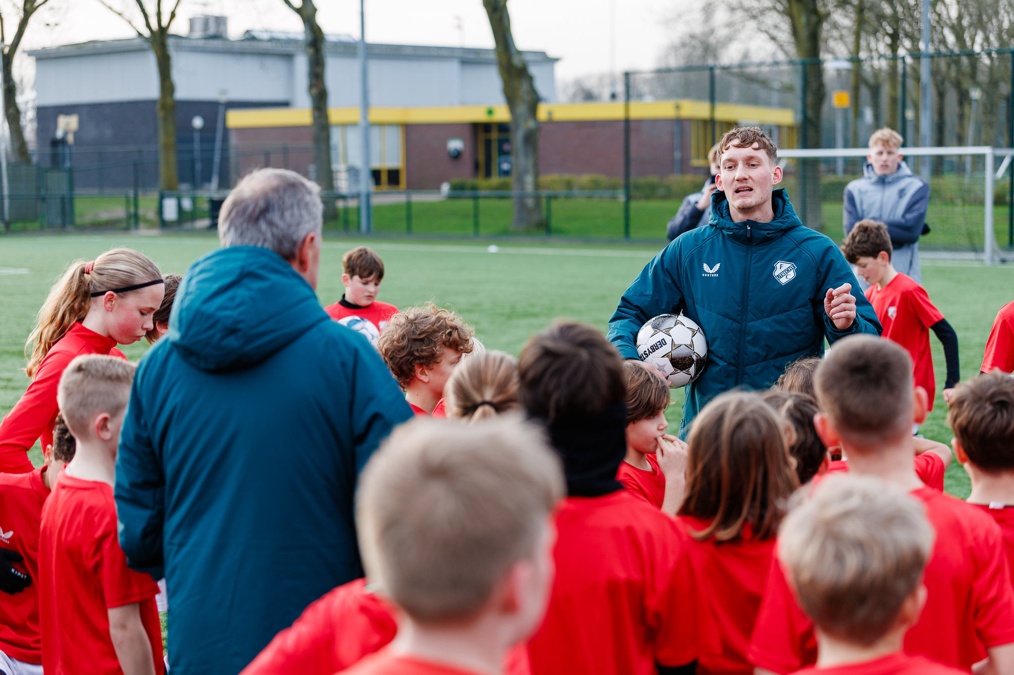 058 251222 142154 Fcuexit4kids 20251222 14 21 54 2 2048Px