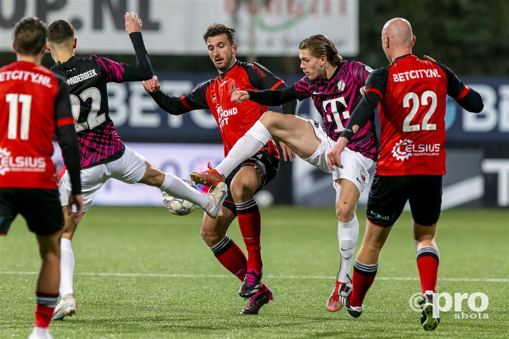 Copyright Proshots 20008748