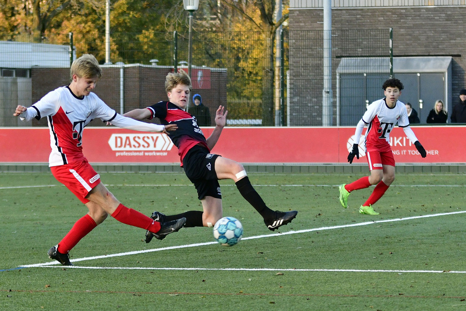 20221119 FCUO16 TWEO16 061