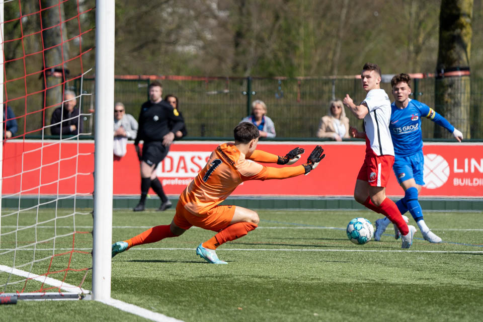 F.C. Utrecht O17 AZ O17 CMS 1