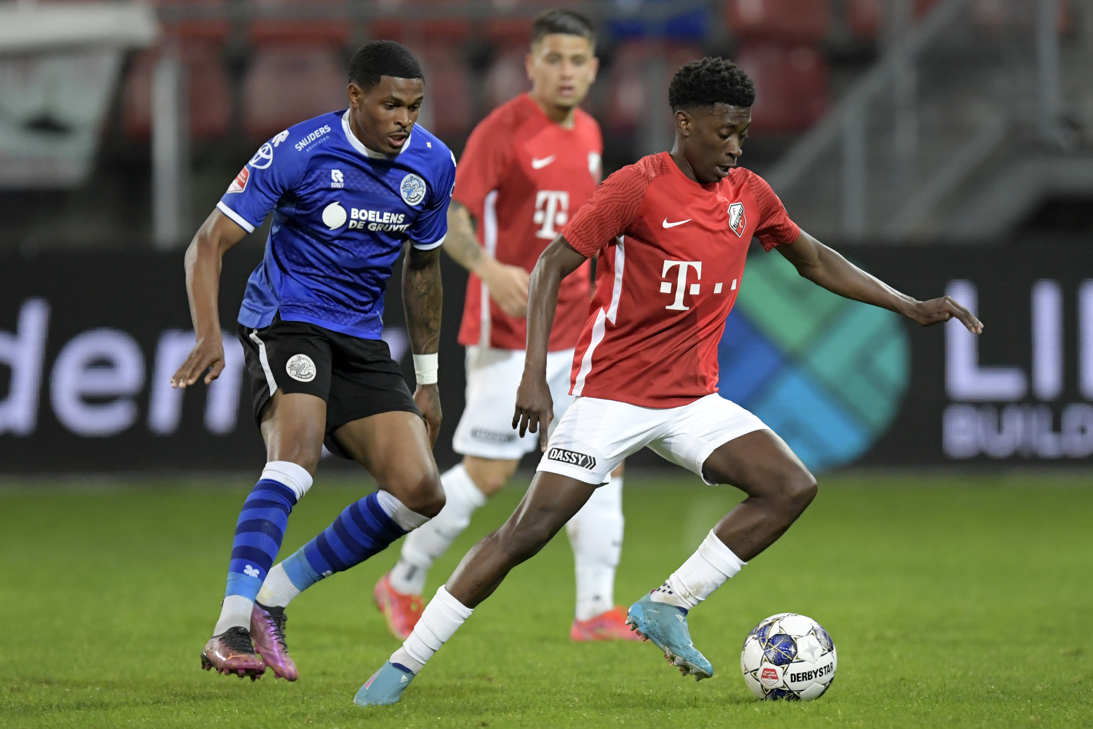 Jong FC Utrecht sluit seizoen af tegen VVV-Venlo