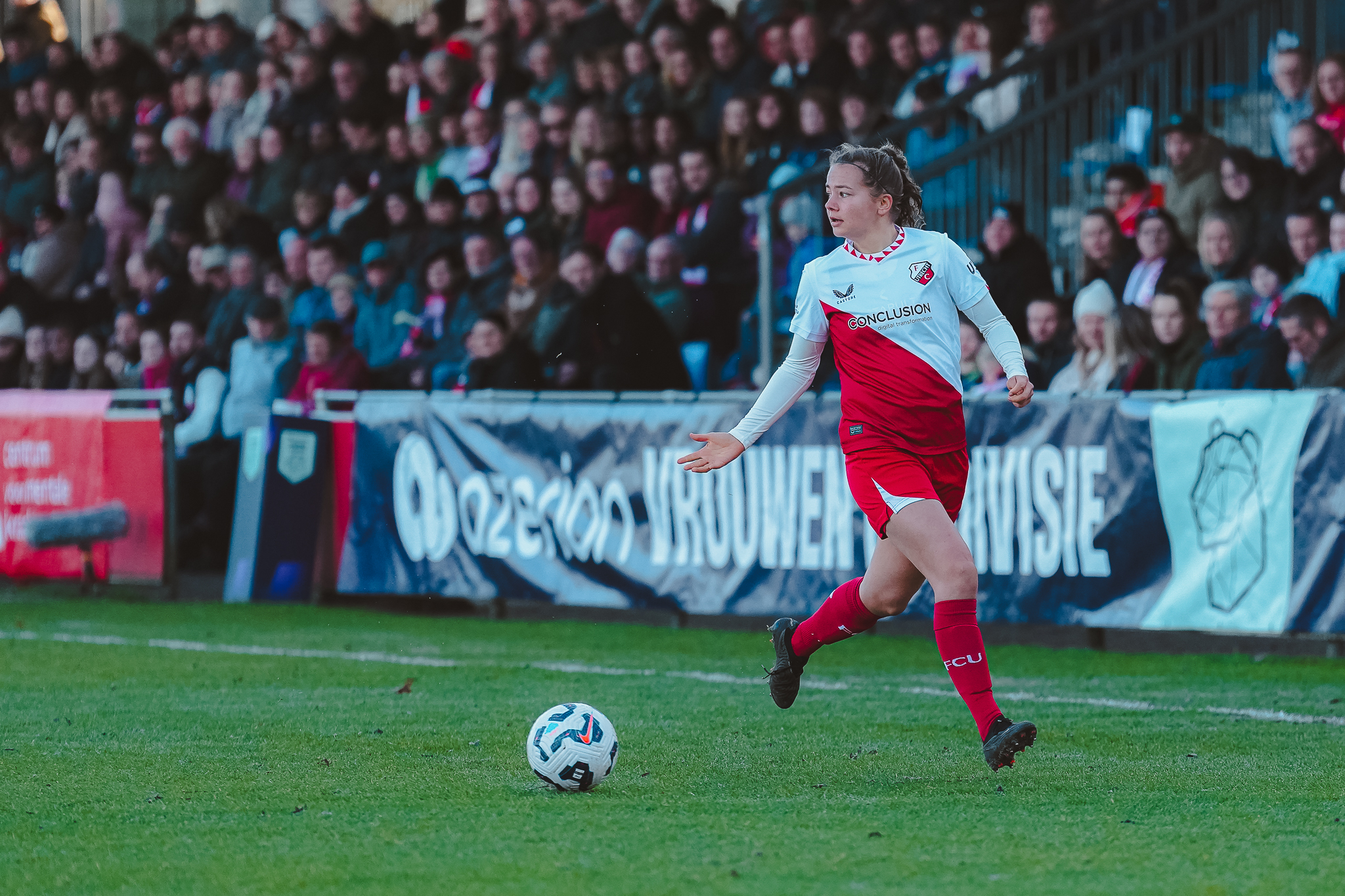 FC Utrecht Vrouwen geeft overwinning uit handen 