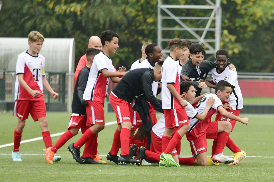 20221029 FCUO13 AJAXO13 013