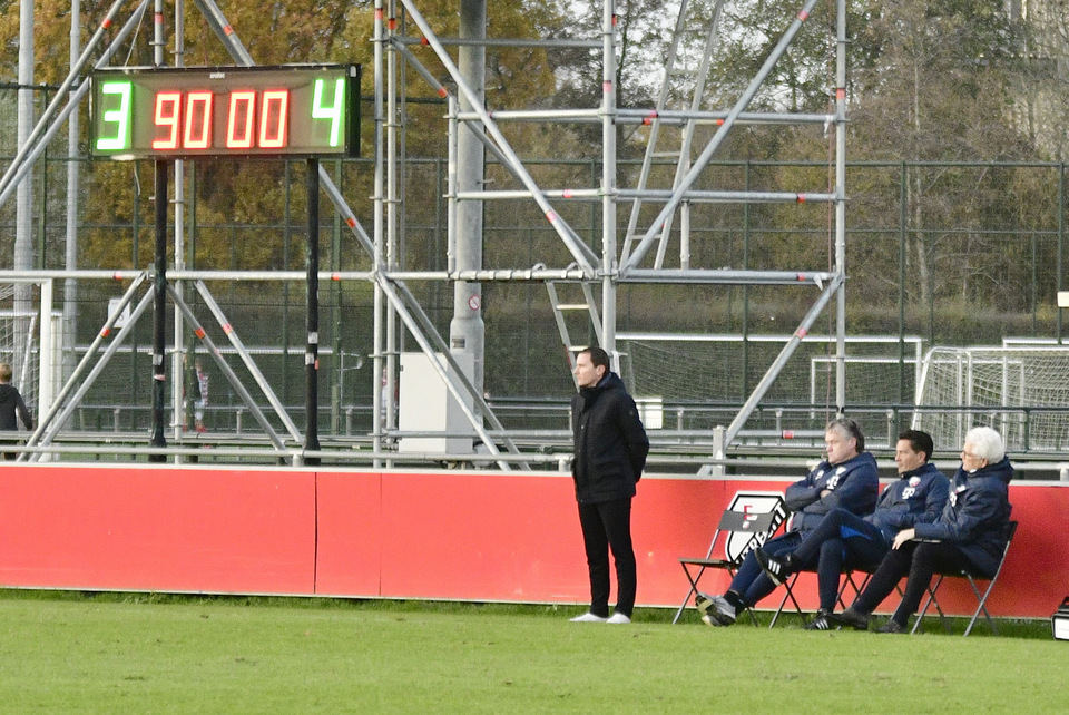 20221126 FCUO18 EMMO18 074