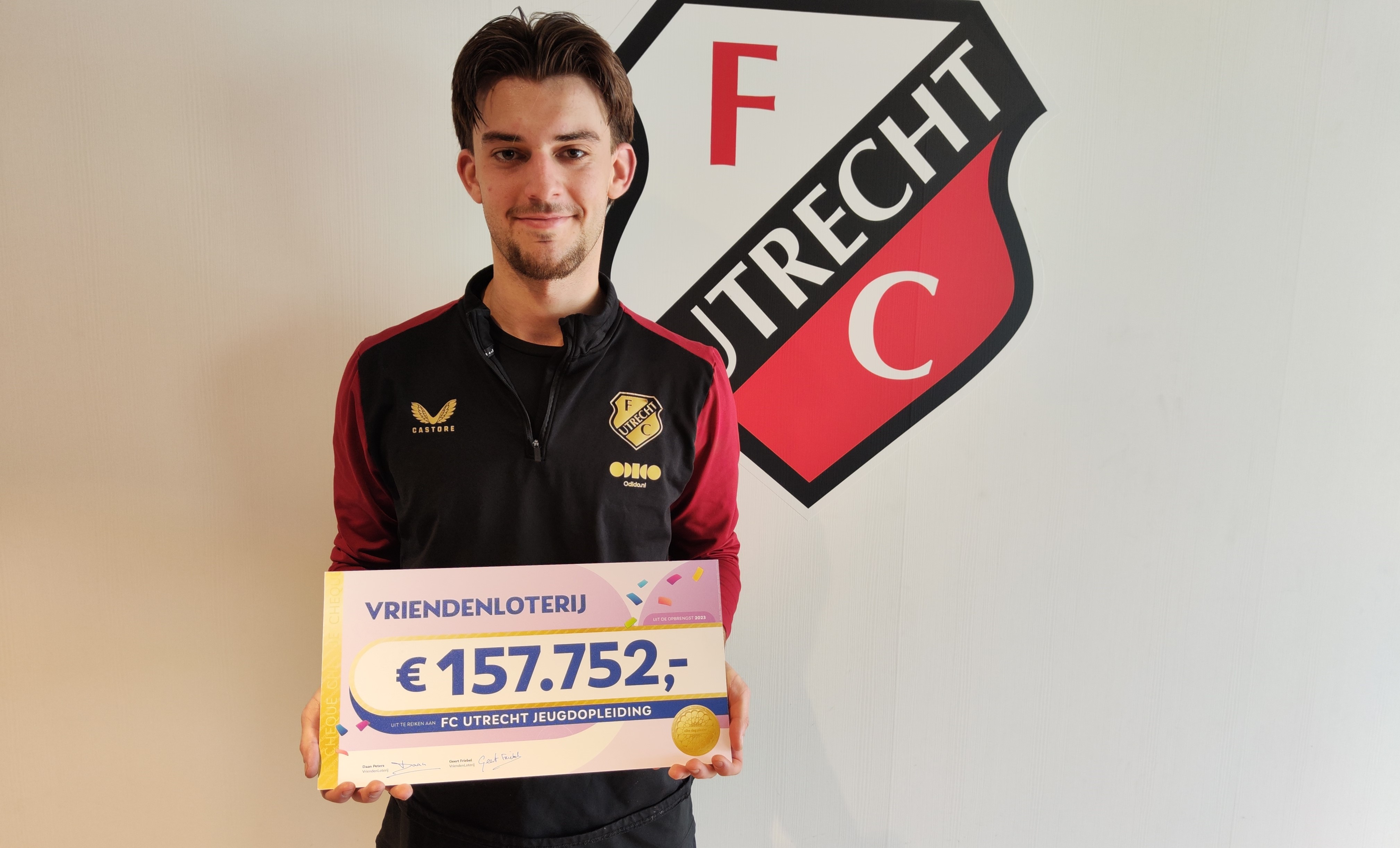 FC Utrecht Academie ontvangt ruim 157 duizend euro dankzij supporters