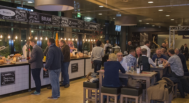 Lekker happen in de 't Wed & Waard Lounge