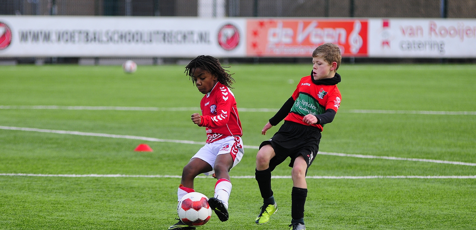 FC Utrecht O9 neemt verdedigen serieus