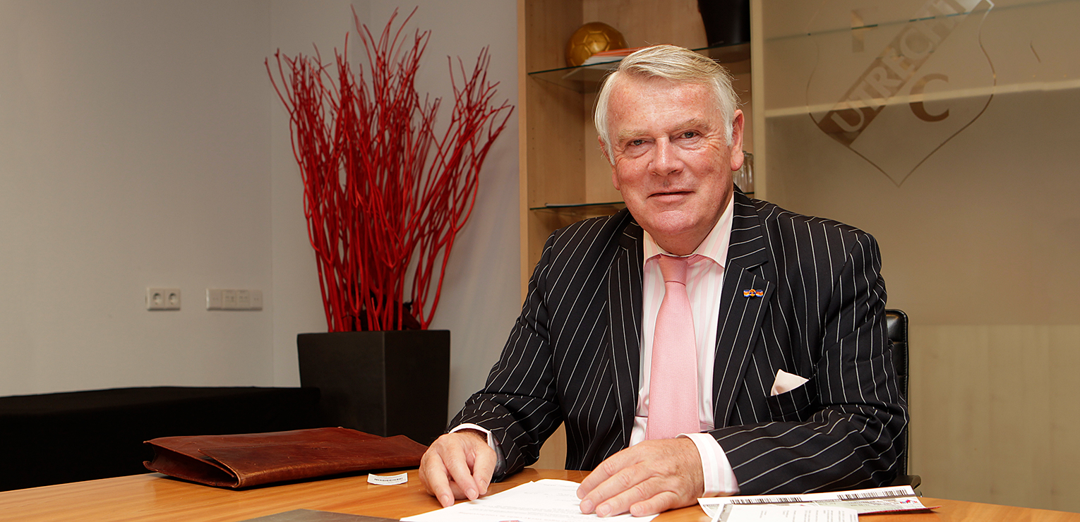 Jacques van Ek stopt als voorzitter RVC FC Utrecht