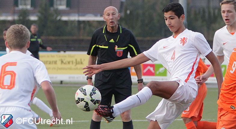 Oranje Onder 15: Akmum stand-by