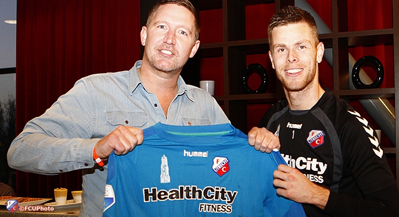 Shirtveiling levert 4.100 euro op