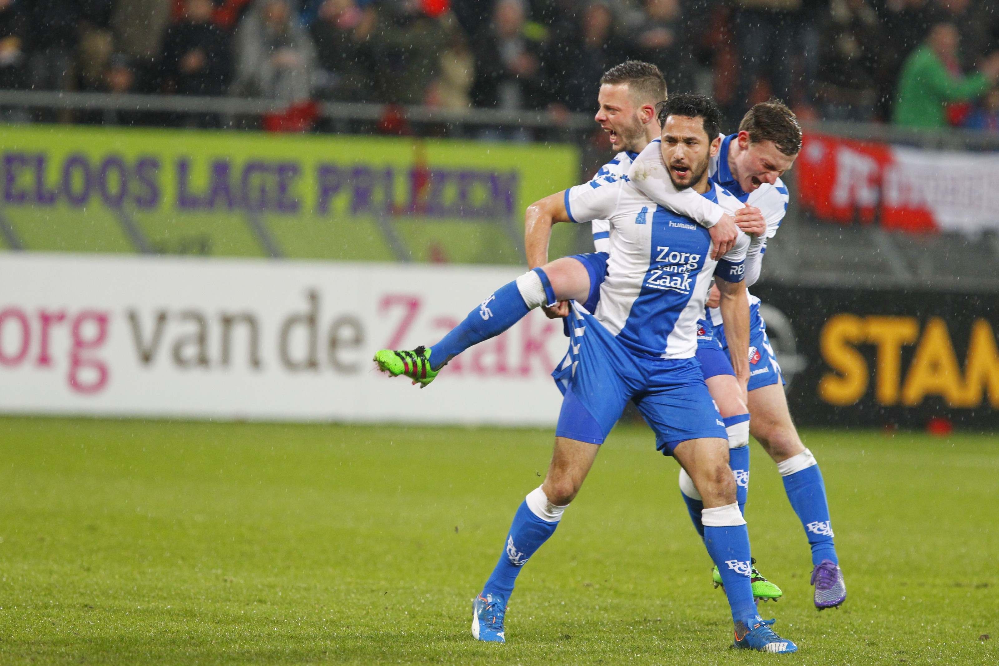 FC Utrecht verlengt contract Mark van der Maarel